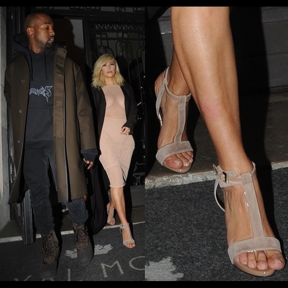 Lanvin Beige T-Bar Sandals - Picture 8 of 10